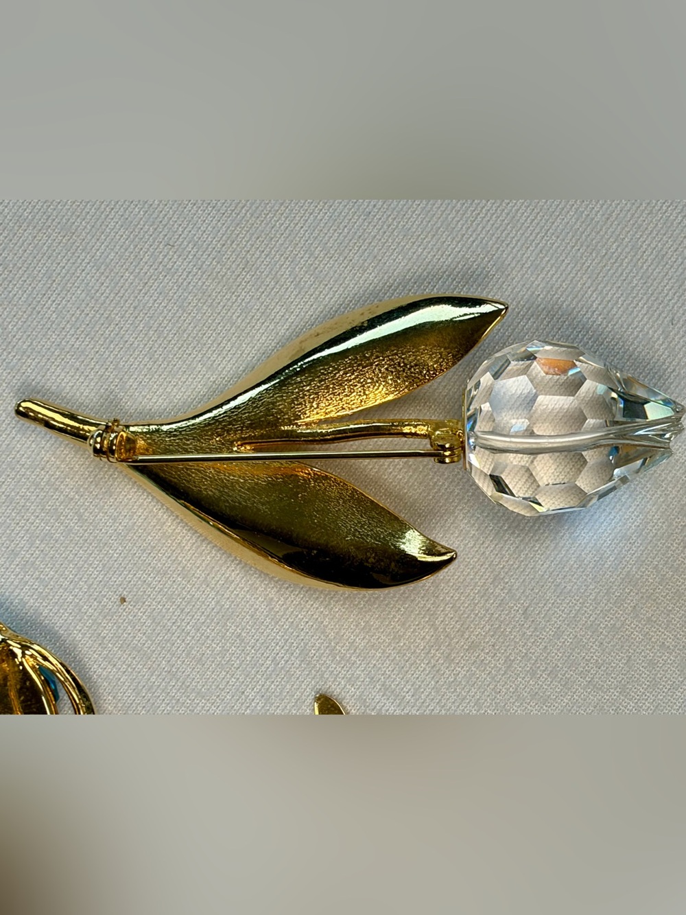 Vintage & Modern 4-Brooch Bundle:Roses&Tulips, Glass, Gold Filled, GUC - Picture 13 of 13